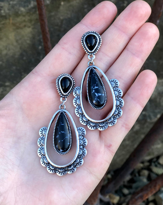 Black Rayside Earrings