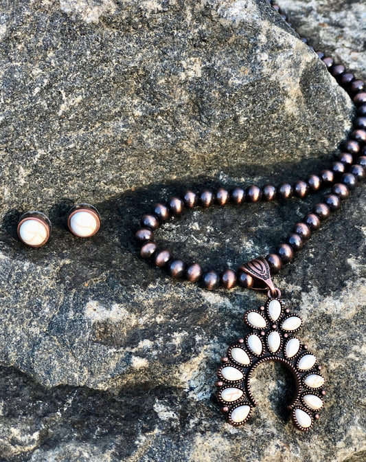 White Sausalito Naja Pearl Set